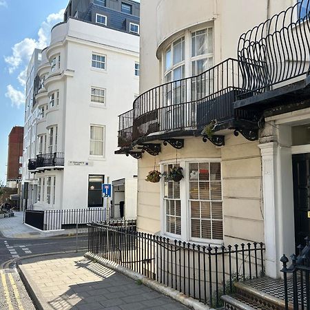 Two Top Central Beach Studios - Also Separate Spa Cabin And Watersports Brighton Exteriör bild